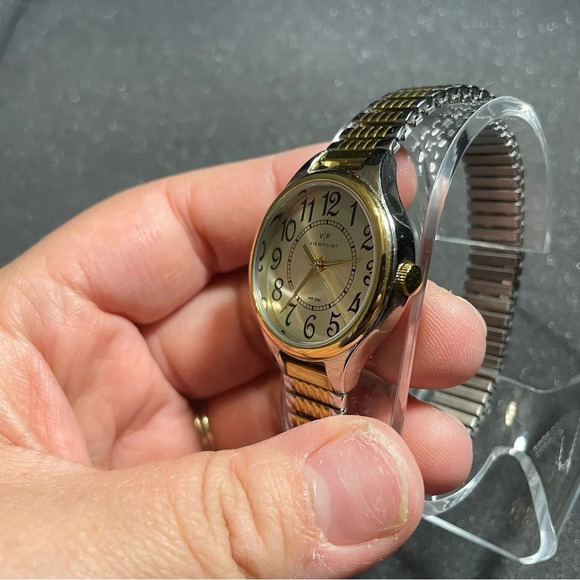 Timex Viewpoint CC3D82500, Women's 2-Tone Expansion Band Watch, Champagne Dial - Picture 2 of 7